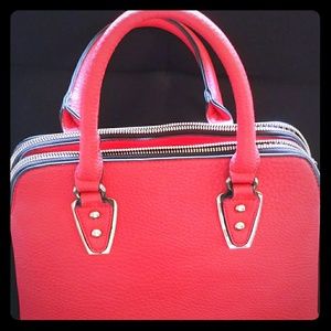 Fashion handbag red